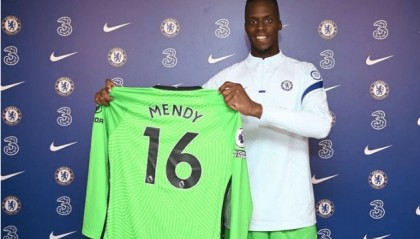  帕尔默球衣登顶热销榜，切尔西周边收益暴涨  