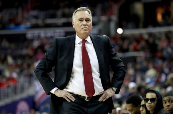  法兰克福主帅赛后批评裁判尺度  