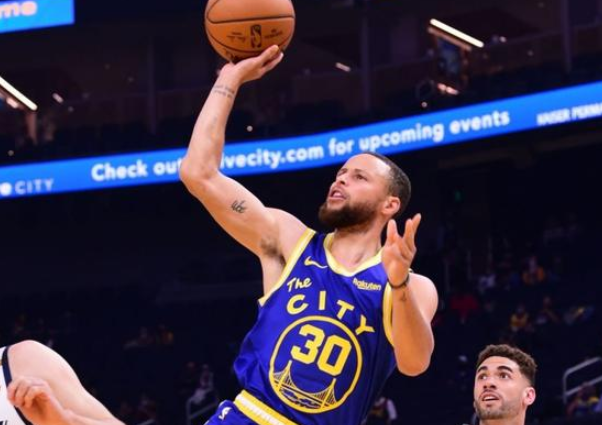  灰熊莫兰特禁赛归来 首秀砍25+10率队胜  